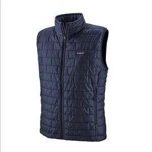Patagonia Men’s Classic Navy Puff Vest | Medium